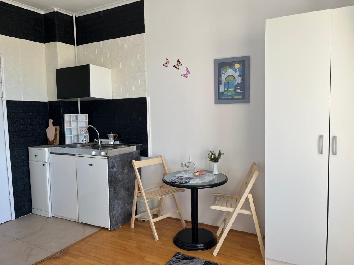 Apartments Cvjetkovic Mlini Bagian luar foto